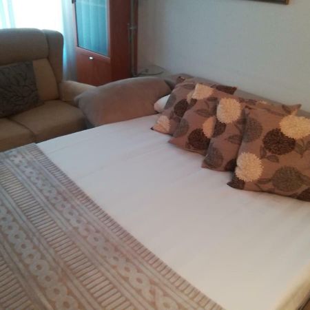 Apartamento "Paseo Del Sauco" Ezcaray Exterior photo